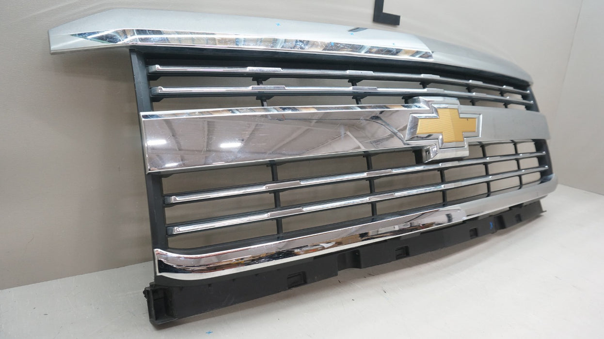 2015-2019 CHEVROLET SILVERADO 2500 3500 FRONT RADIATOR GRILLE OEM 22796386