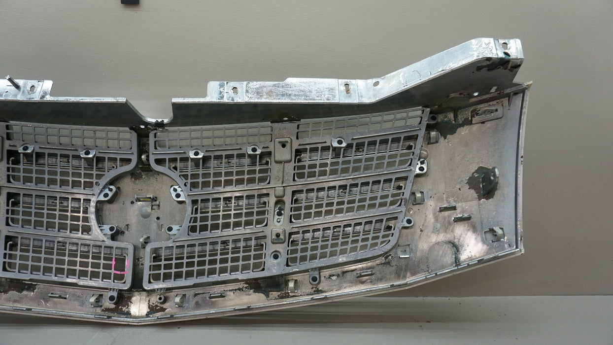 2007-2014 CADILLAC ESCALADE FRONT UPPER MAIN GRILLE 20824253 OEM