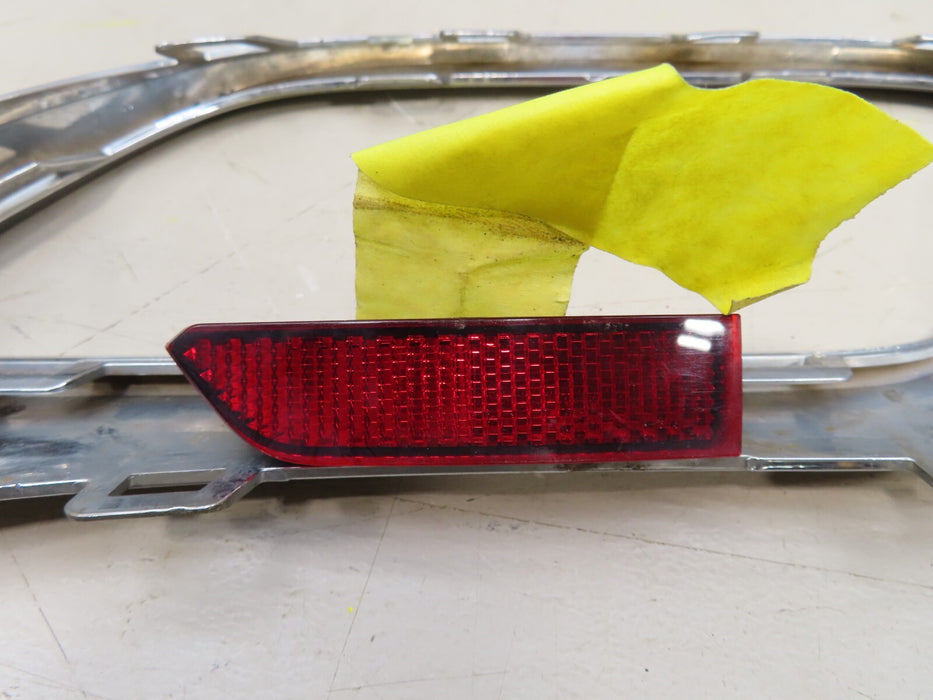 2018-2020 VOLKSWAGEN TIGUAN REAR RIGHT SIDE BUMPER COVER TRIM OEM 5NN807834