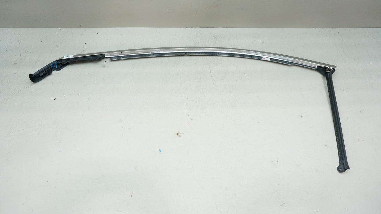 2010-2016 CADILLAC SRX FRONT DRIVER DOOR WINDOW UPPER REVEAL MOLDING 20943557
