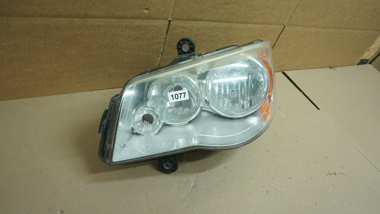 2008-2016 CHRYSLER TOWN AND COUNTRY FRONT LEFT DRIVER SIDE HEADLIGHT HALOGEN OEM