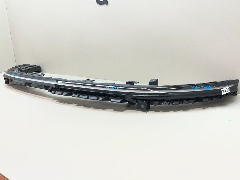 2023-2026 HYUNDAI SONATA CENTER LED DAYTIME RUNNING LIGHT DRL 92209-L4600 OEM