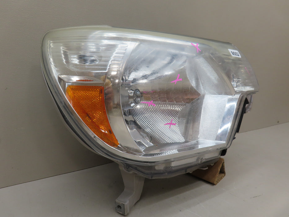 2012-2015 TOYOTA TACOMA RIGHT PASSENGER SIDE HEADLIGHT OEM