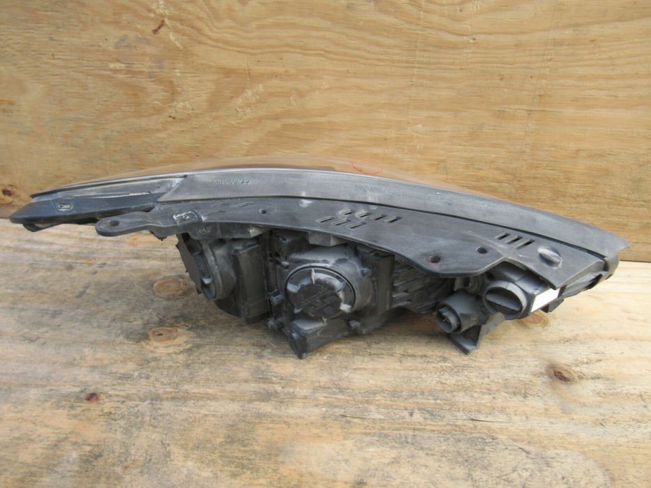 2013-2016 HYUNDAI SANTA FE LEFT DRIVER SIDE HALOGEN HEADLIGHT HEADLAMP OEM