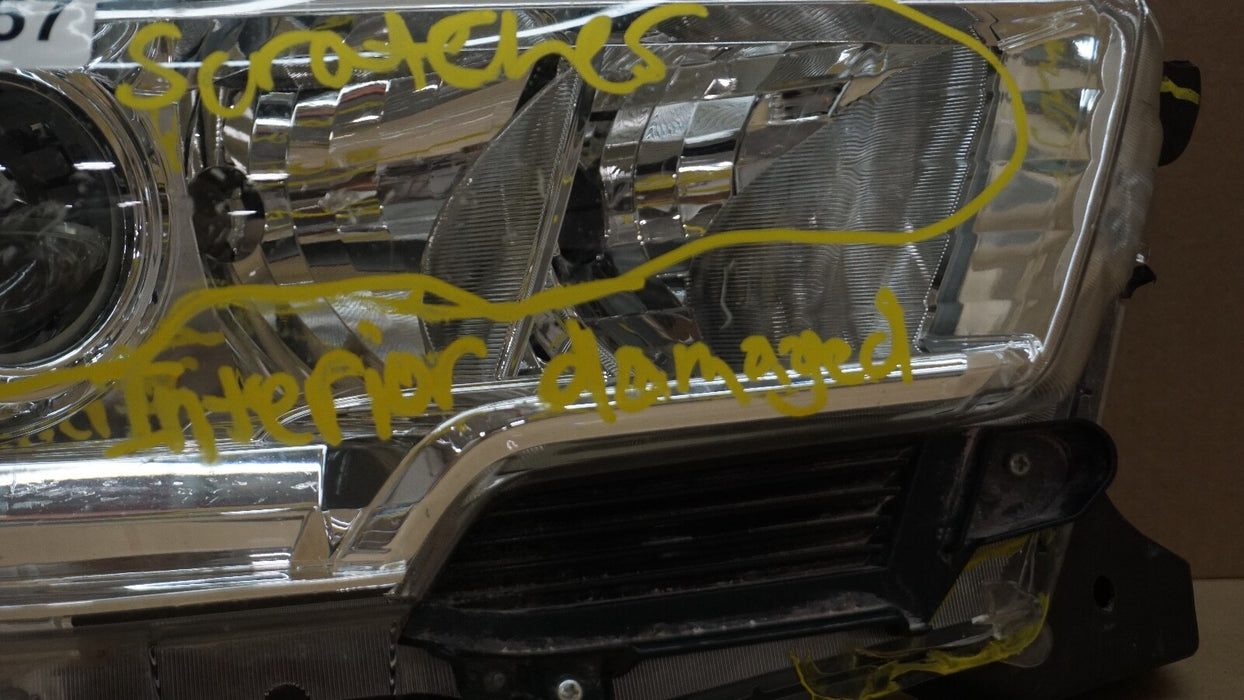 2016-2018 TOYOTA TACOMA FRONT RH RIGHT PASSENGER SIDE HEADLIGHT OEM 16 17 18