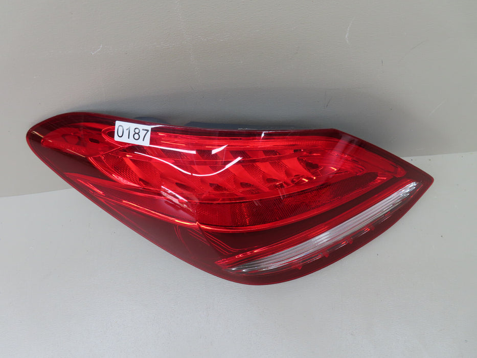 2015 2016 2017 2018  Mercedes C Class Sedan LEFT TAILLIGHT LAMP HALOGEN/LED OEM