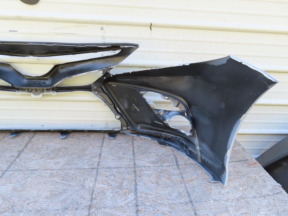 2018-2019 TOYOTA CAMRY SE XSE SEDAN FRONT BUMPER COVER PANEL OEM 52119-06E20