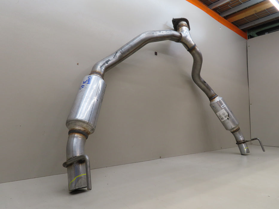 2021-2024 CADILLAC ESCALADE REAR EXHAUST MUFFLER OEM 84964234