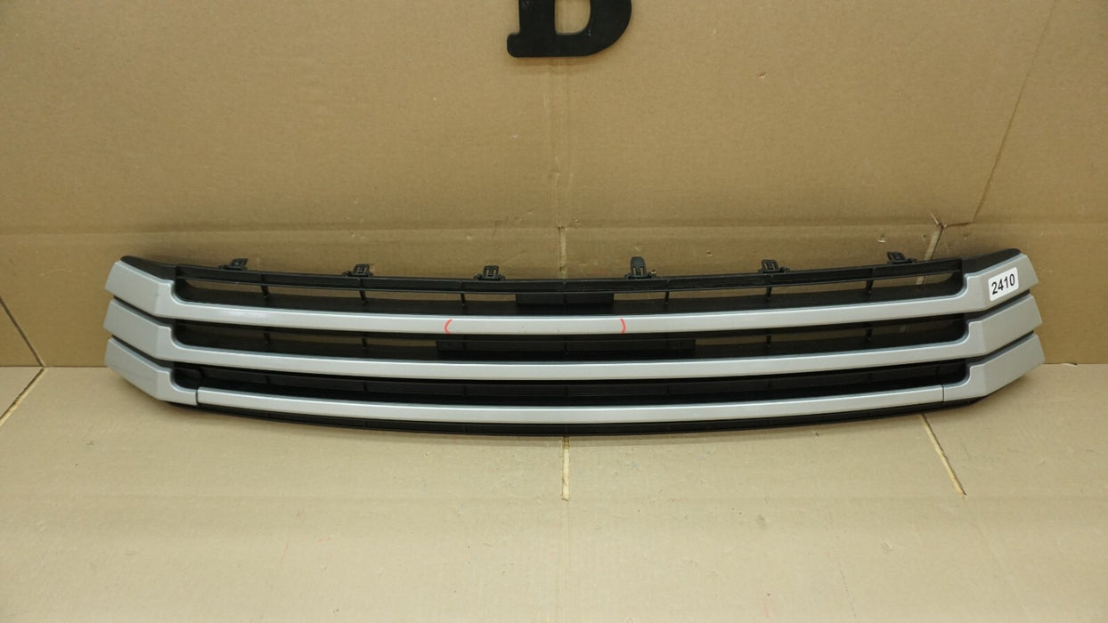 2017-2019 TOYOTA HIGHLANDER FRONT LOWER BUMPER GRILLE GRILL AFTERMARKET 17 18 19