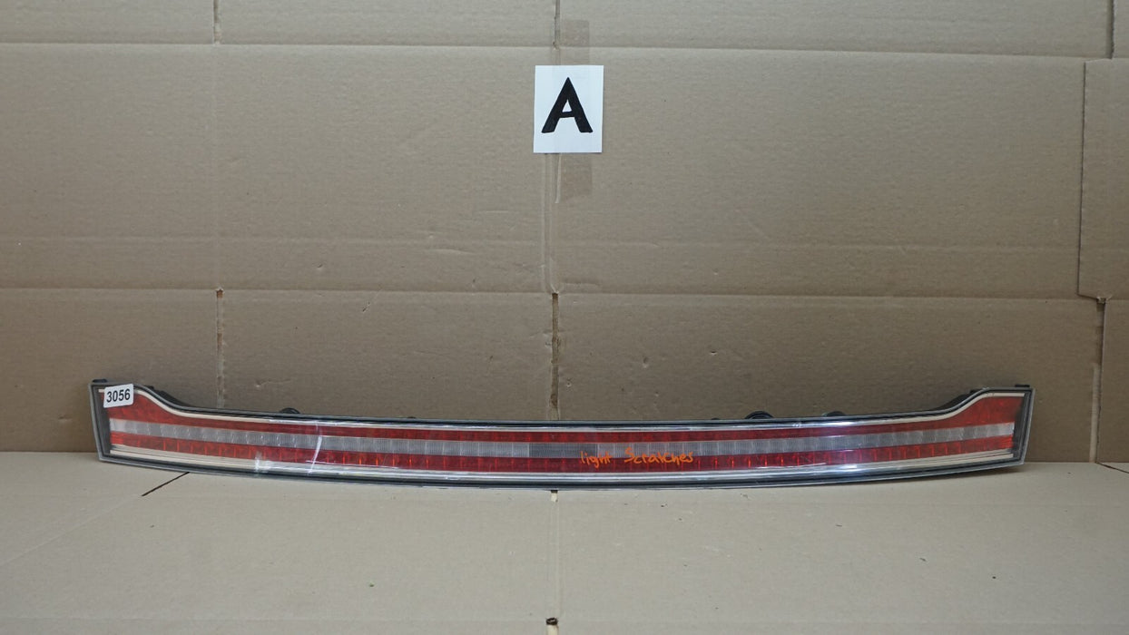 2013-2020 LINCOLN MKZ TRUNK LID REAR CENTER TAILLIGHT TAIL LIGHT LAMP LED OEM