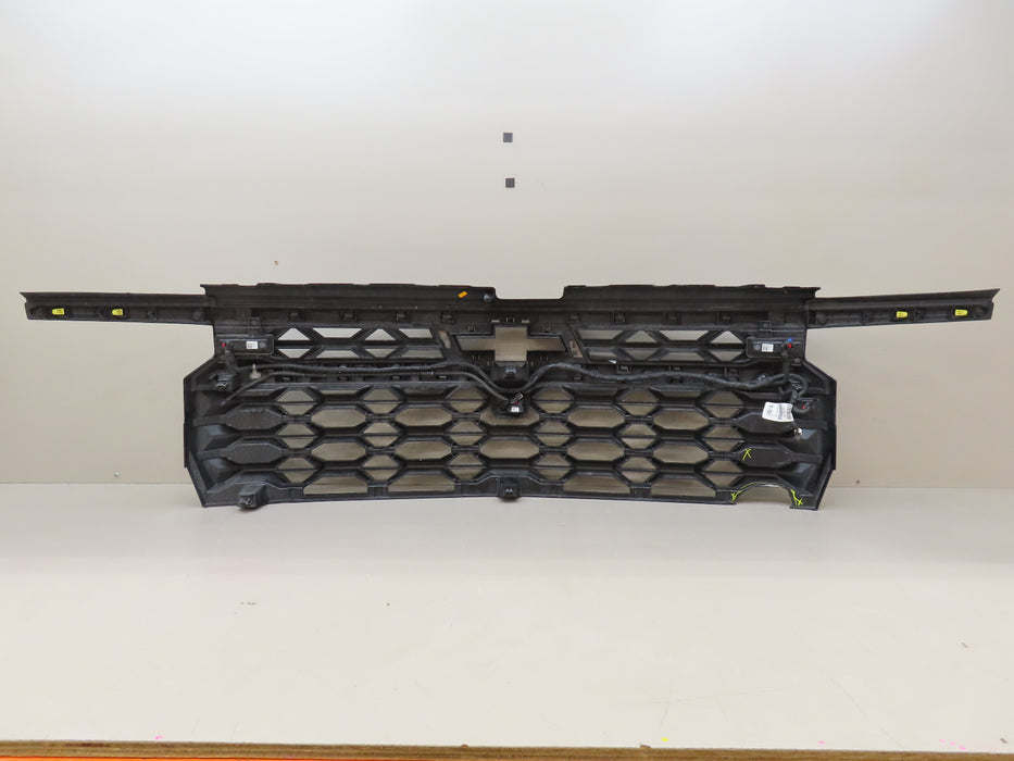 2022-2023 CHEVROLET SILVERADO 1500 ZR2 FRONT RADIATOR GRILLE GRILL W/CAMERA OEM