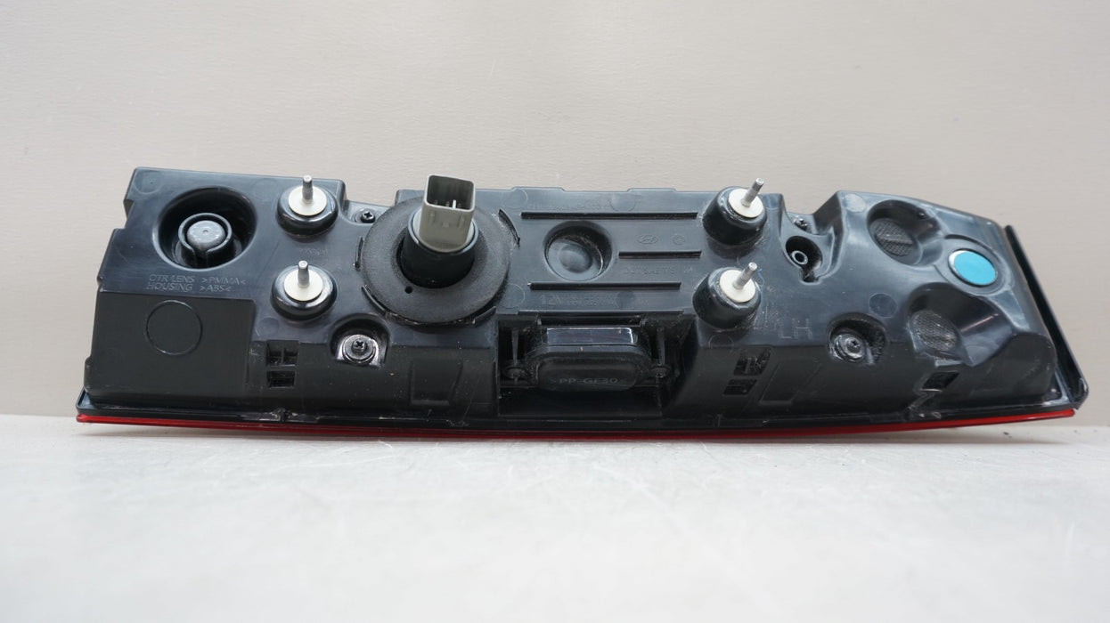 2024-2025 HYUNDAI SANTA FE REAR LEFT SIDE LED INNER TAIL LIGHT OEM 92403-GH000