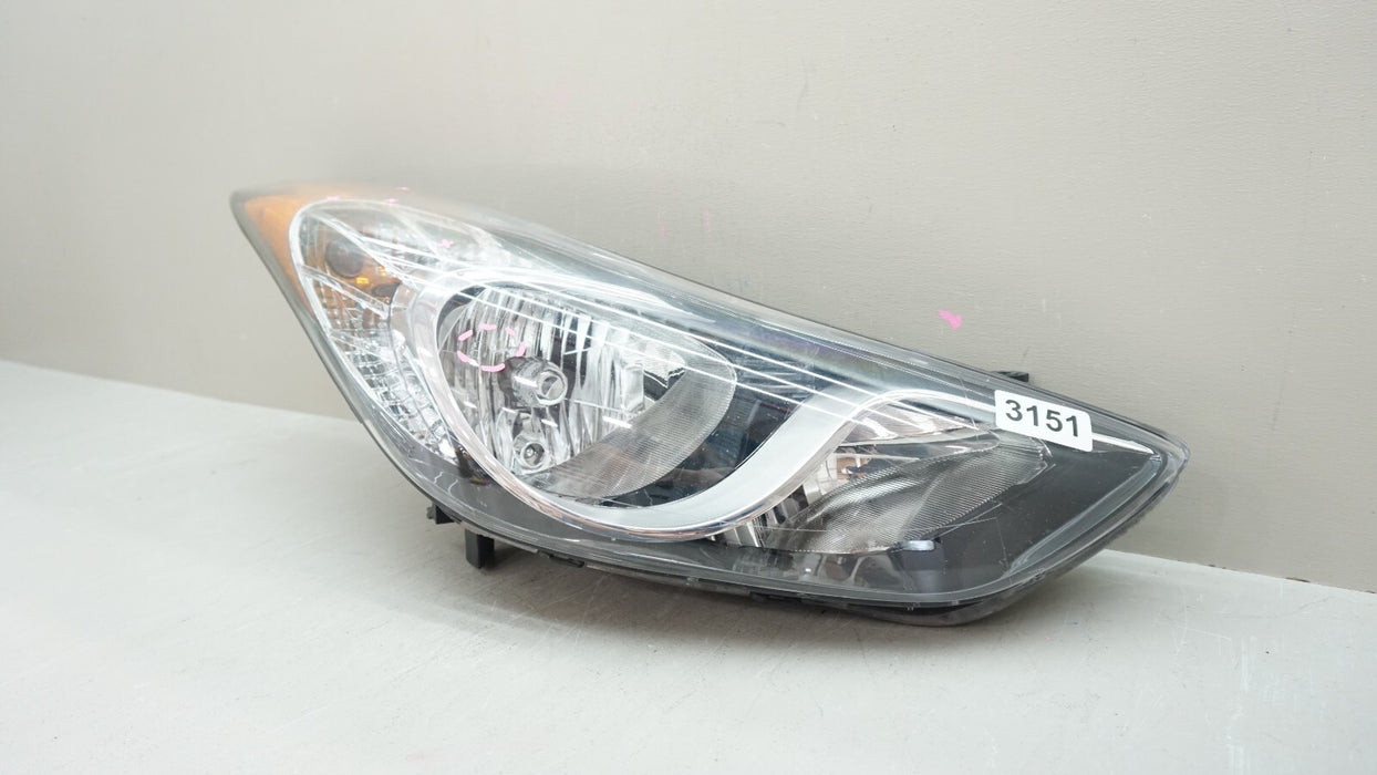 2011-2013 HYUNDAI ELANTRA FRONT RIGHT PASSENGER SIDE HEADLIGHT HALOGEN OEM