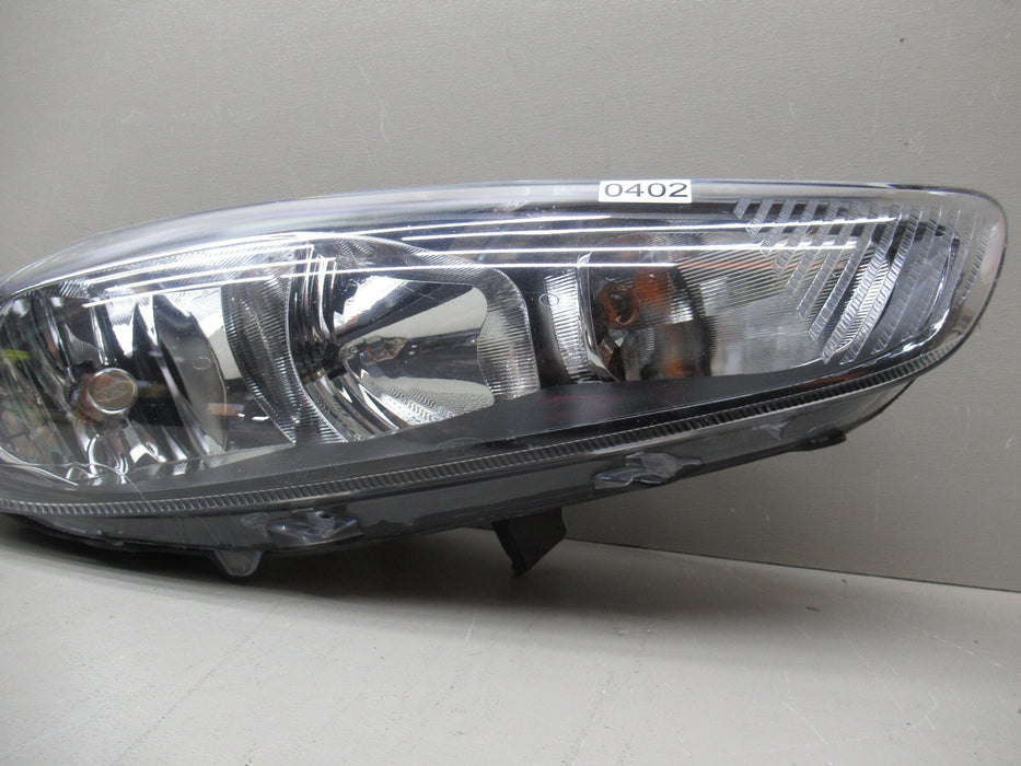 2014 2015 2016 2017 2018 Ford Fiesta Halogen Headlight RH PASSENGER Side OEM