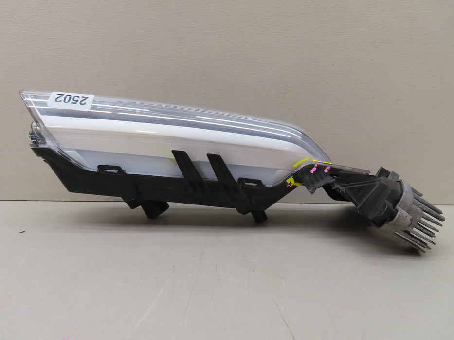 2017-2021 PORSCHE PANAMERA FRONT RIGHT PASSENGER DAYTIME/ TURN SIGNAL LIGHT OEM