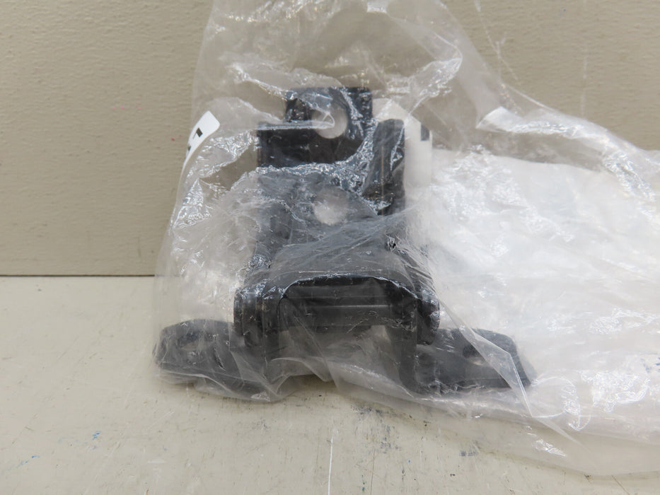 GENUINE MAZDA HINGES OEM D461-59-210B / KD53-58-210A
