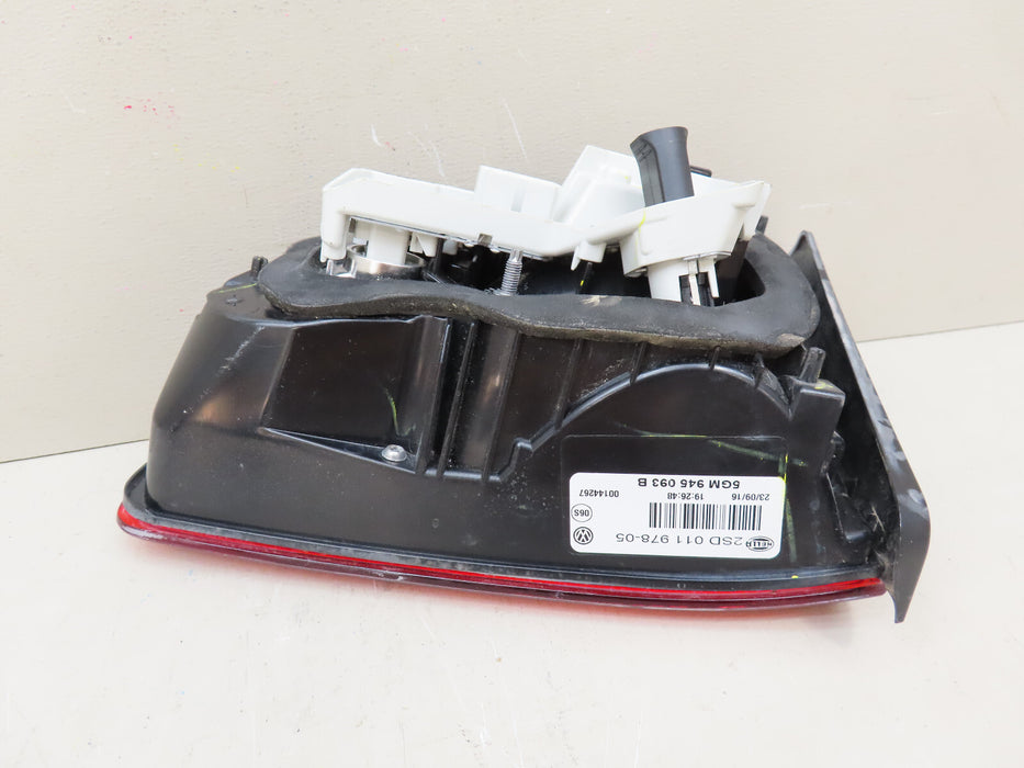 2015-2017 VOLKSWAGEN GOLF GTI REAR LEFT DRIVER SIDE INNER TAIL LIGHT OEM