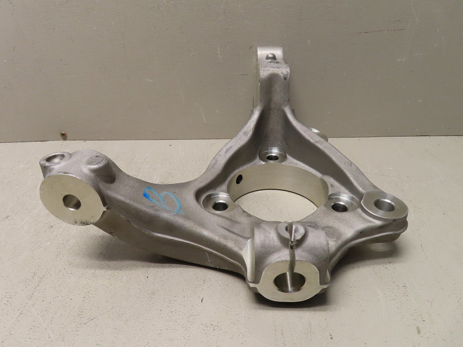 2013-2016 CHEVY MALIBU FRONT LEFT SIDE STEERING KNUCKLE P# 13243519 OEM