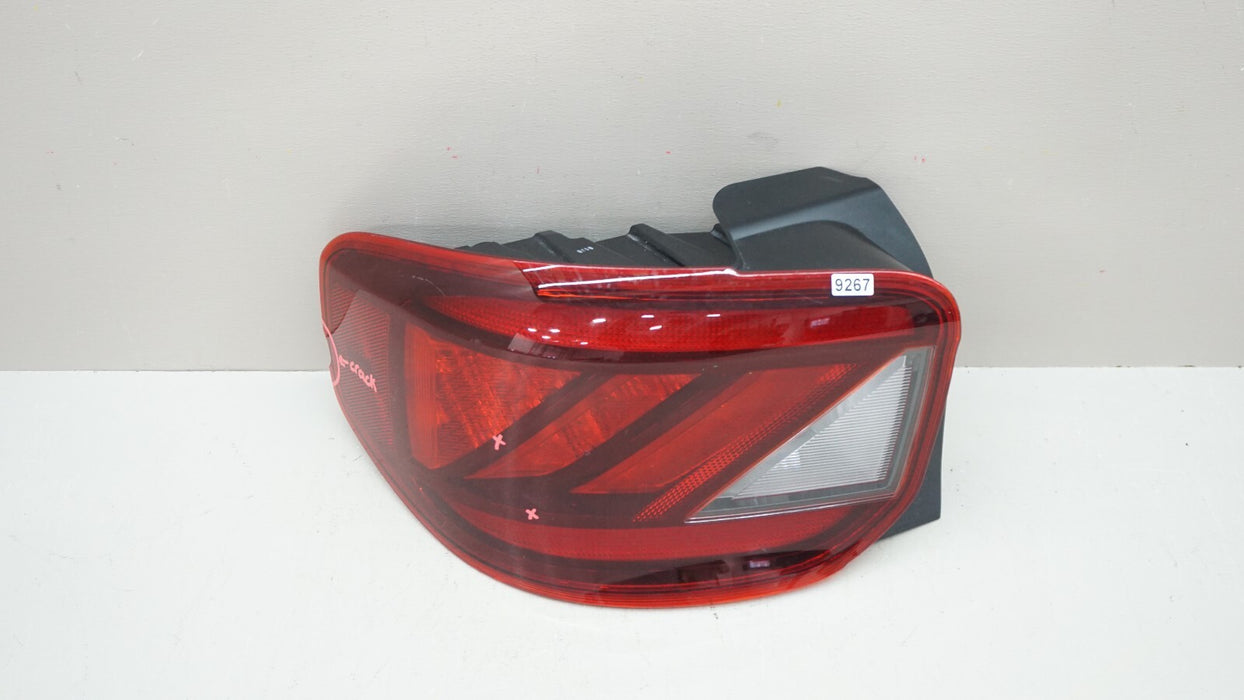 2020-2023 HYUNDAI VENUE REAR LEFT DRIVER SIDE TAIL LIGHT OEM 92401-K21