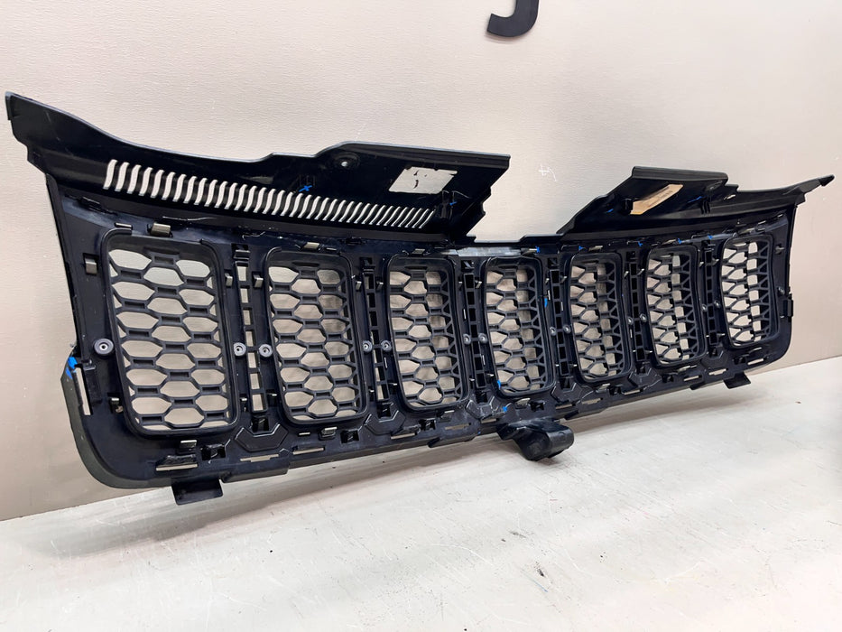 2016-2022 JEEP GRAND CHEROKEE FRONT GRILLE GRILL 68258419AC OEM