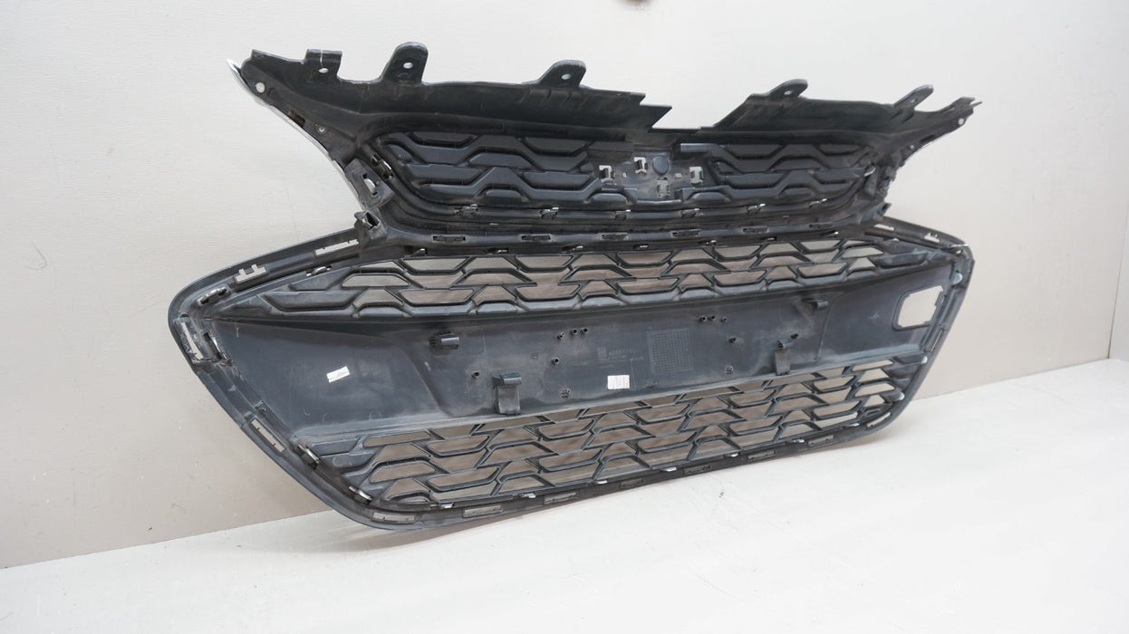 2019-2022 CHEVROLET SPARK FRONT RADIATOR GRILLE GRILL 42651733 OEM