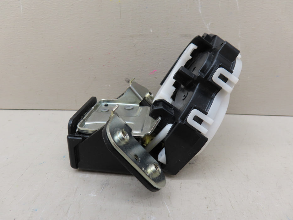 2015-2018 MAZDA 3 REAR HATCH LOCK ACTUATOR OEM C6728
