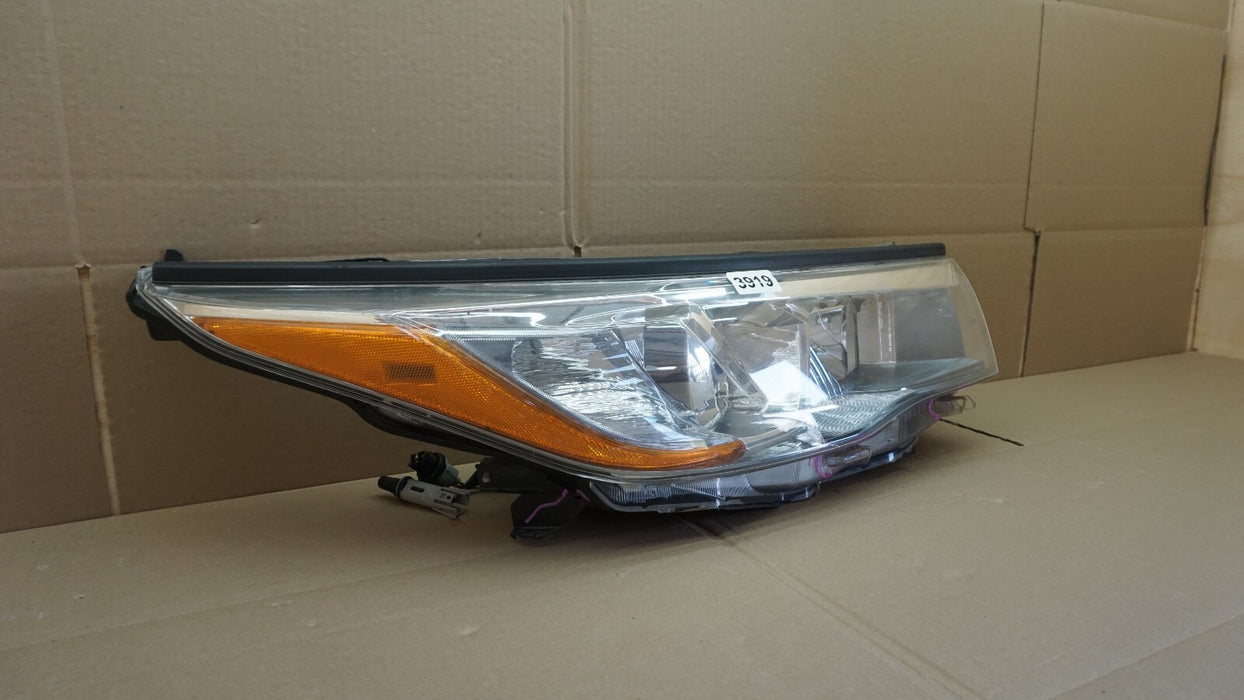 2014-2016 TOYOTA HIGHLANDER RH RIGHT PASSENGER SIDE HALOGEN HEADLIGHT OEM