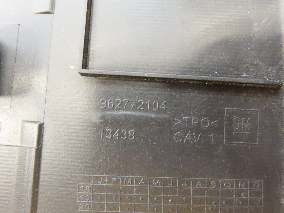 2020-2025 GM TAIL GATE UPPER PAD MOLDING  OEM