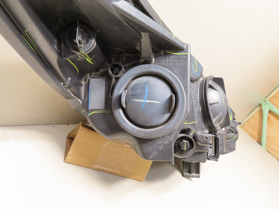 2014-2019 FORD FIESTA LEFT DRIVER HEADLIGHT HEADLAMP HALOGEN OEM D2BB-13W030-BG