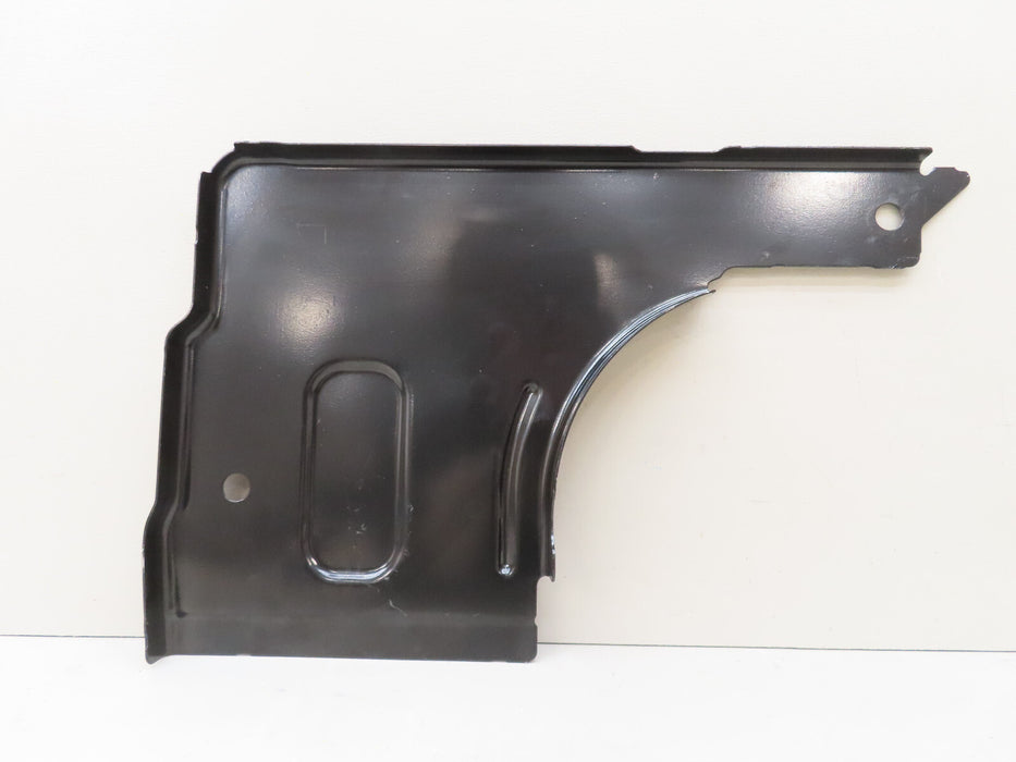 2015-2020 CHEVROLET SUBURBAN, TAHOE/ESCALADE/YUKON REAR LEFT LOWER PILLAR OEM