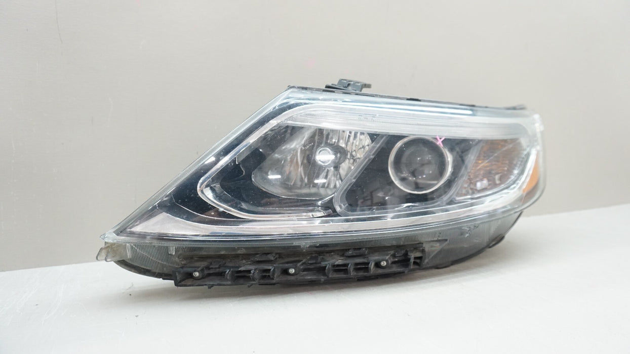 2014-2015 KIA SORENTO FRONT LEFT DRIVERS SIDE HEADLIGHT HALOGEN OEM