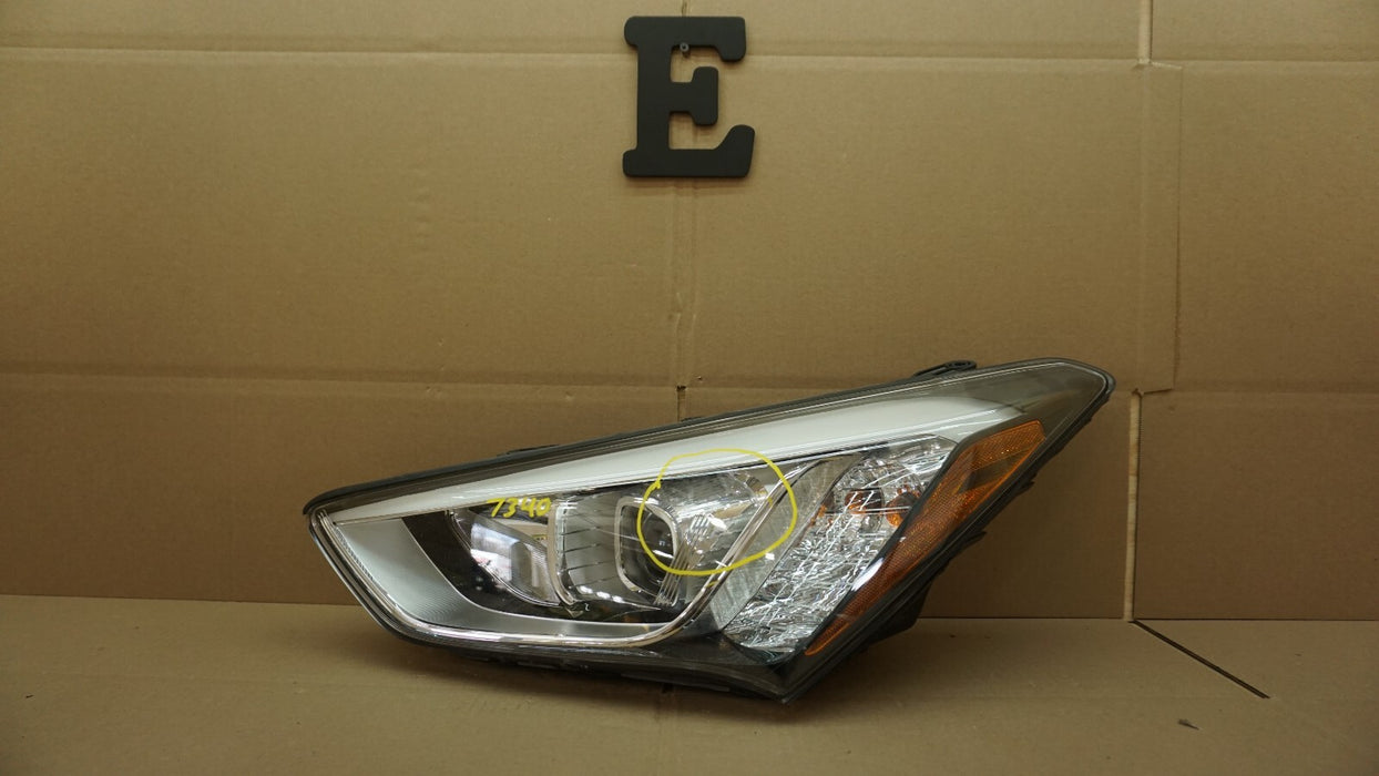 2013-2016 HYUNDAI SANTA FE FRONT LEFT DRIVER SIDE HEADLIGHT HALOGEN OEM