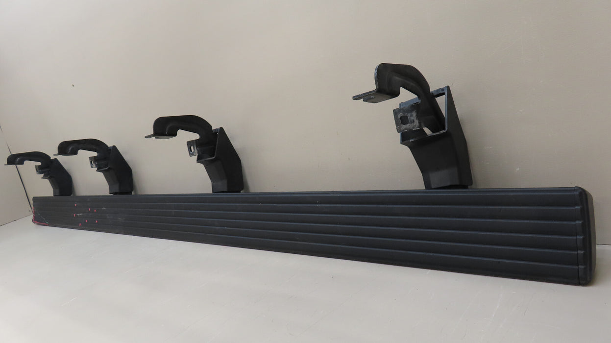 2020-2025 CHEVROLET/GMC SILVERADO-SIERRA 2500 3500 SIDE RUNNING BOARD OEM