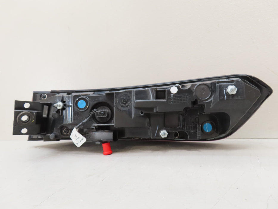 2022-2024 JEEP GRAND CHEROKEE REAR LEFT DRIVER SIDE TAIL LIGHT OEM