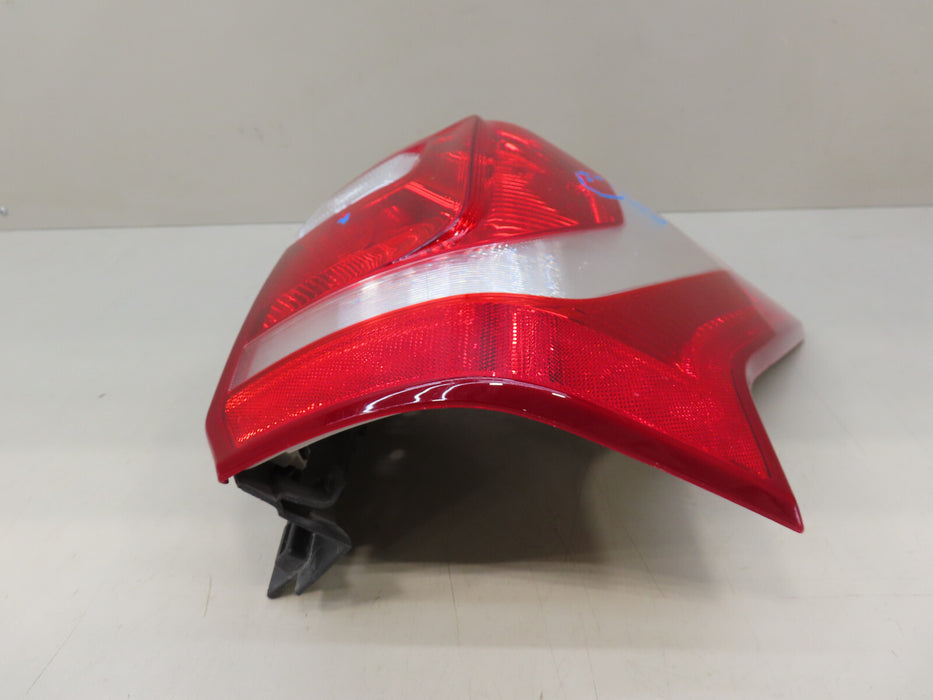 2018-2021 FORD EXPEDITION REAR RIGHT PASSENGER TAIL LIGHT OEM
