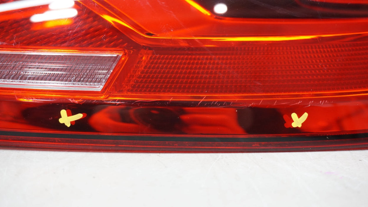 2012-2016 VOLKSWAGEN BETTLE REAR RIGHT PASSENGER SIDE TAIL LIGHT OEM
