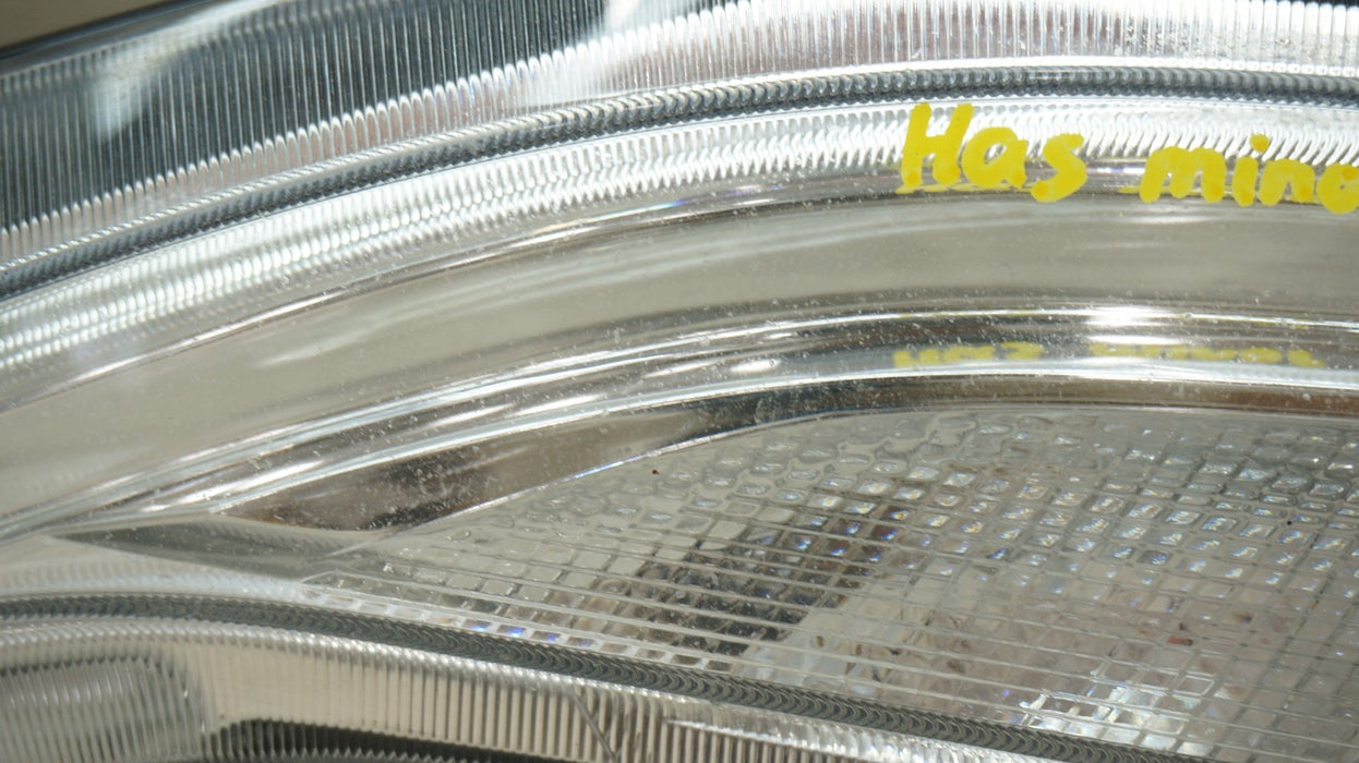 2019-2024 CHEVROLET MALIBU FRONT LEFT DRIVER SIDE HALOGEN FOG LIGHT OEM 84843547