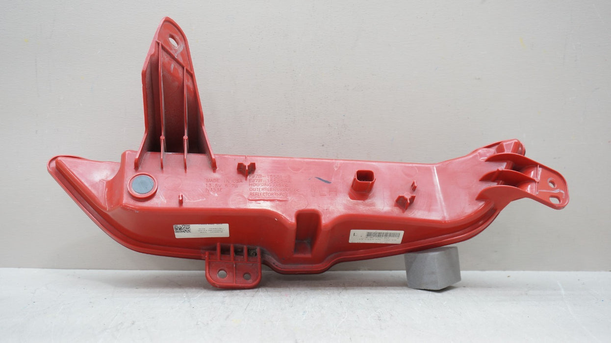2015-2019 LINCOLN MKC REAR LEFT DRIVERS SIDE BACK UP LIGHT OEM