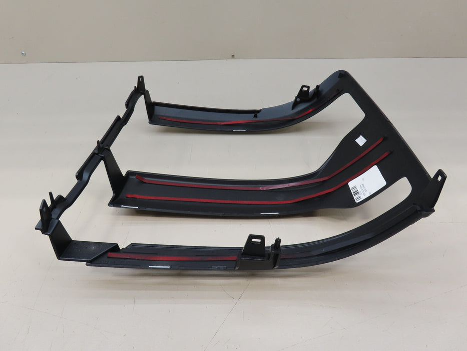 2016-2018 CHEVROLET SILVERADO 1500 FRONT RIGHT PASSENGER HEADLIGHT BEZEL OEM