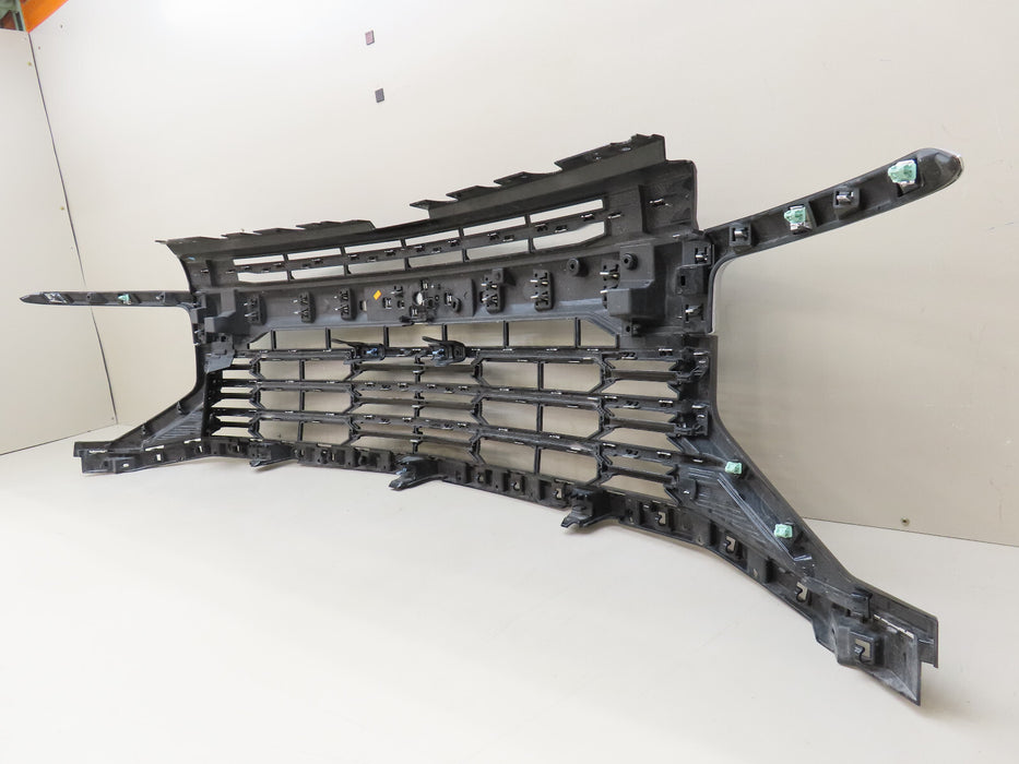2024 CHEVROLET TAHOE, SUBURBAN FRONT RADIATOR GRILL GRILLE OEM