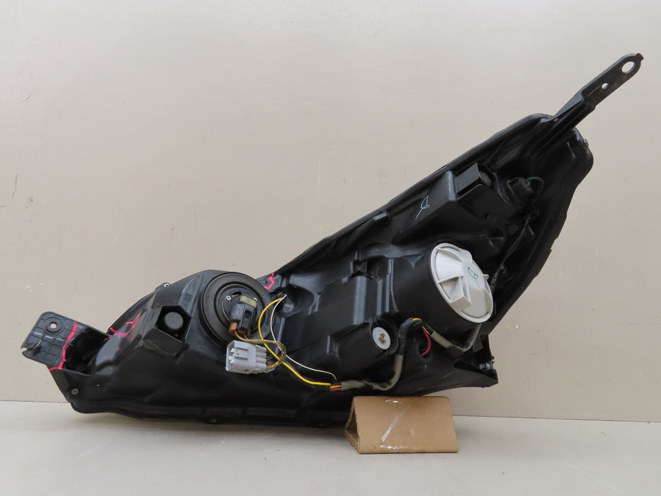 2013-2014 SUBARU LEGACY OUTBACK FRONT RIGHT SIDE HEADLIGHT LAMP HALOGEN OEM