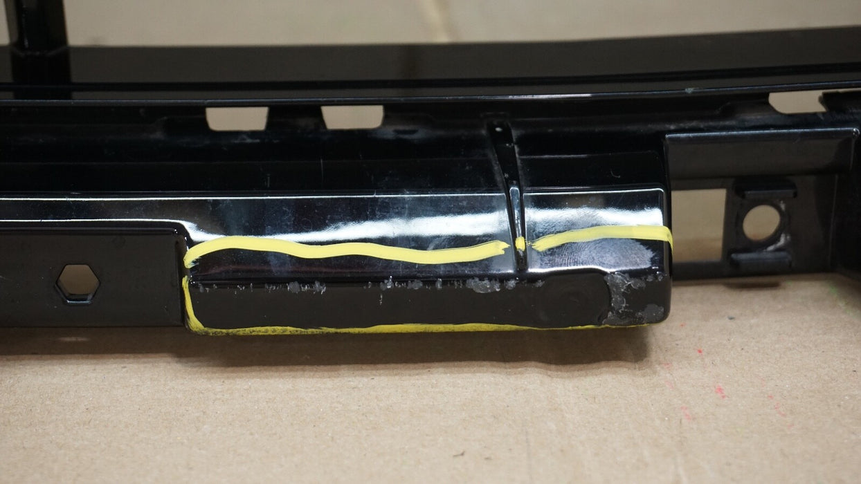 2021-2022 CHEVROLET TAHOE SUBURBAN FRONT RADIATOR GRILLE GRILL OEM 21 22