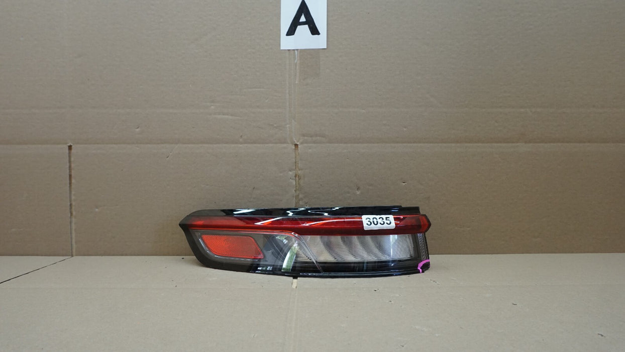 2021-2022 JEEP GRAND CHEROKEE REAR LEFT DRIVER SIDE INNER TAIL LIGHT LAMP OEM