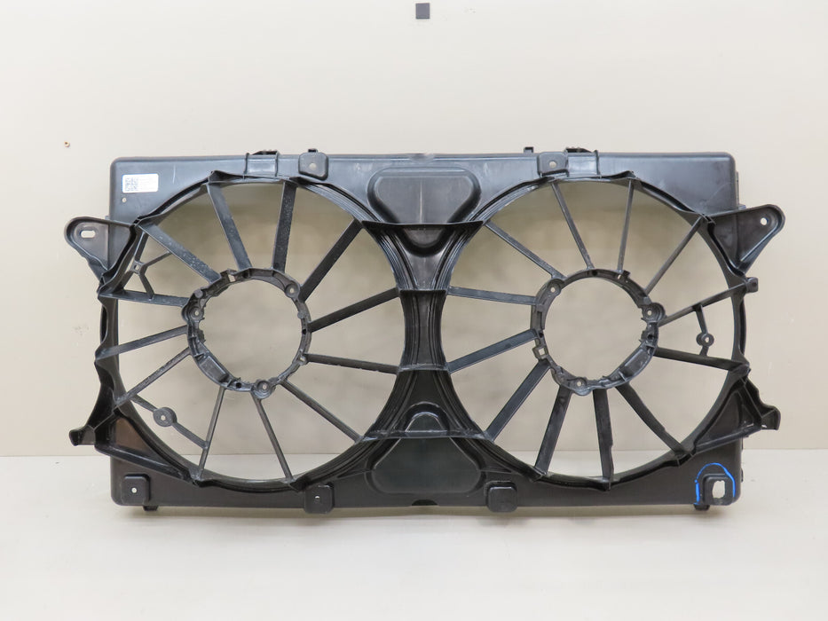 2019 2020 CHEVROLET/GMC SILVERADO-SIERRA 1500 FRONT ENGINE COOLING FAN OEM