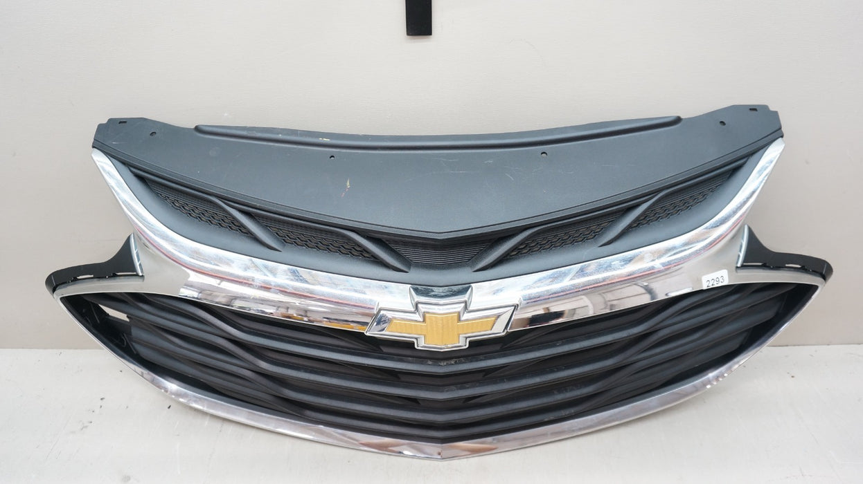 2019 CHEVROLET CRUZE FORNT RADIATOR GRILLE GRILL 42674401 OEM