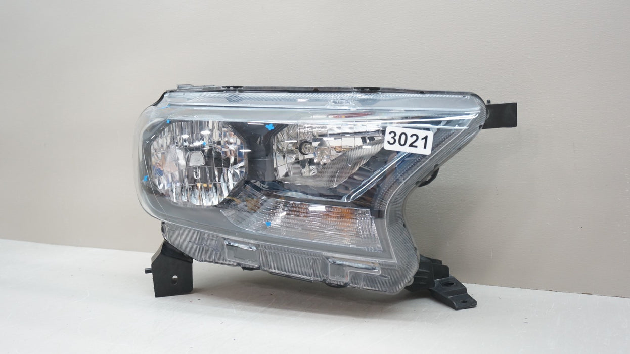 2019-2023 FORD RANGER FRONT RIGHT PASSENGER SIDE HALOGEN HEADLIGHT OEM