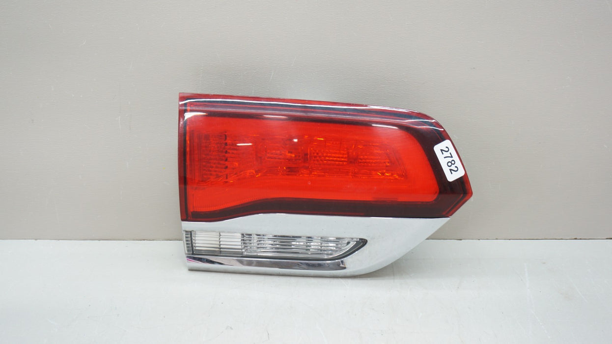 2014-2021 JEEP GRAND CHEROKEE REAR LEFT DRIVER SIDE INNER TAIL LIGHT OEM