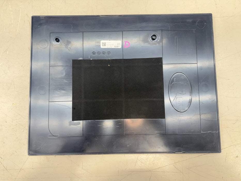 2020-2025 LAND ROVER DEFENDER L663 REAR BODY SIDE TRIM PANEL OEM LR174347
