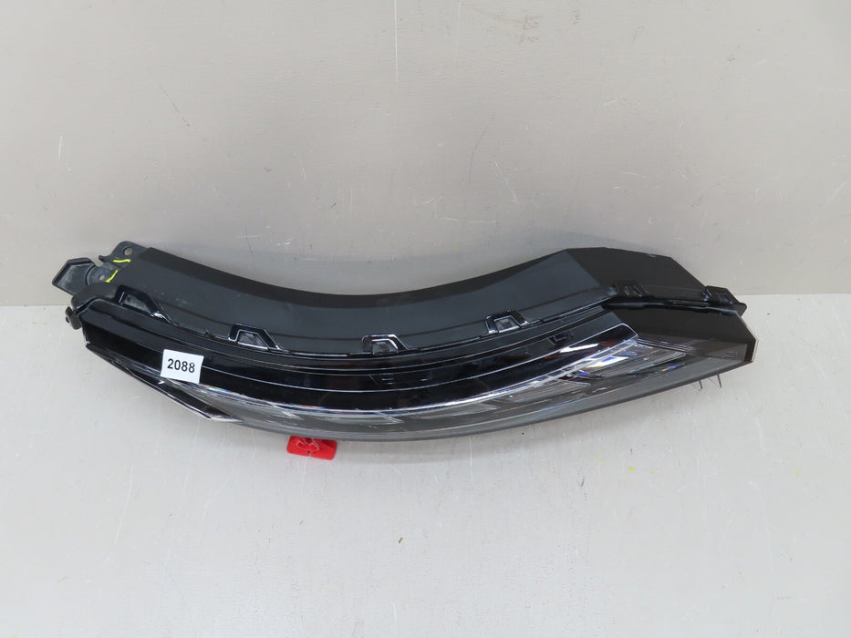 2022-2023 MITSUBISHI OUTLANDER RIGHT UPPER HEADLIGHT DRL COMBO LAMP OEM 8310A044