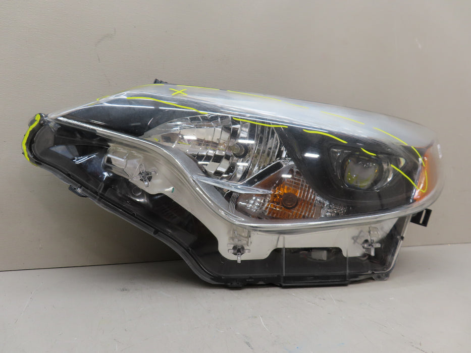 2014-2016 TOYOTA COROLLA FRONT LEFT DRIVER SIDE HEADLIGHT HALOGEN OEM